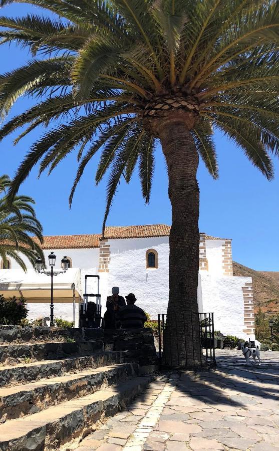 Montecastillo E8 كاليتا ذي فوستي المظهر الخارجي الصورة